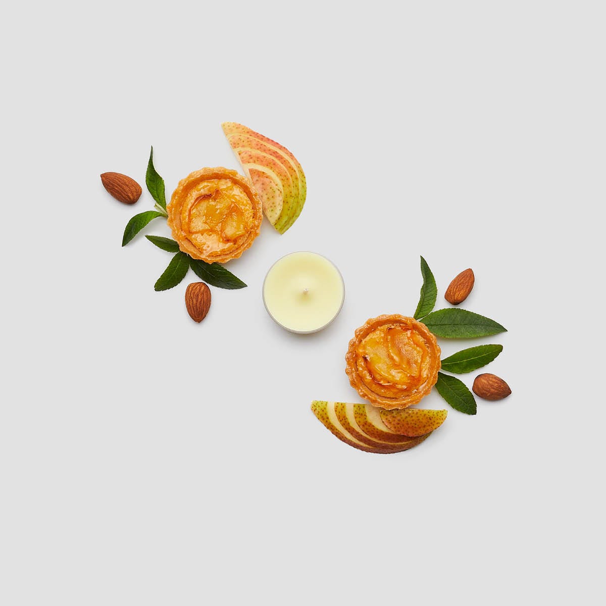 Almond Pear Tart Universal Tealight® Candles
