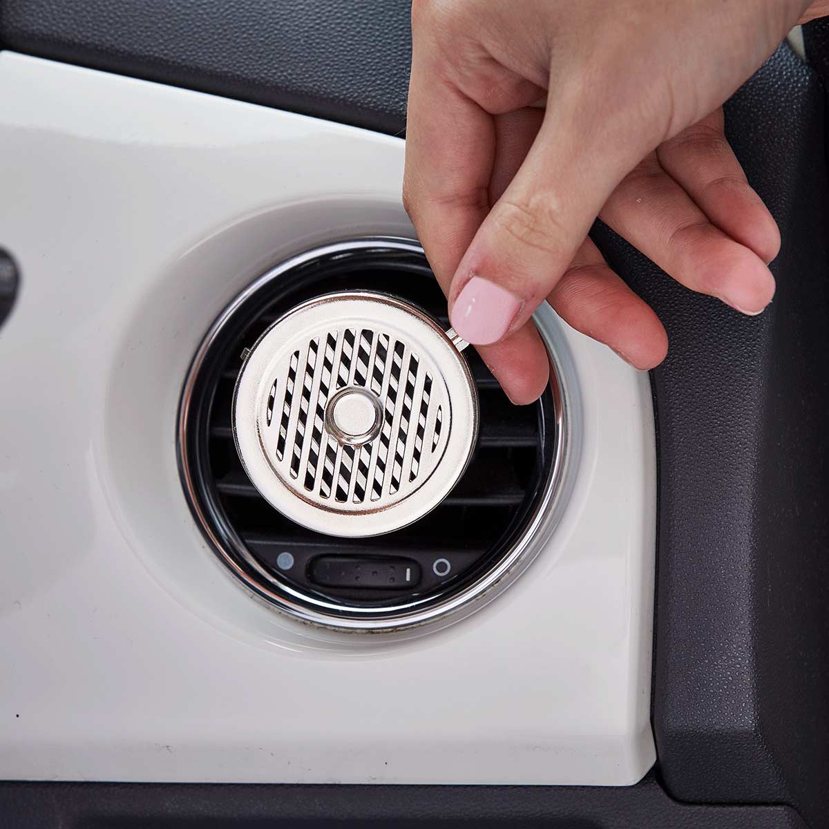 AromaPure‚™ Car Freshener - Origami Square Magnet