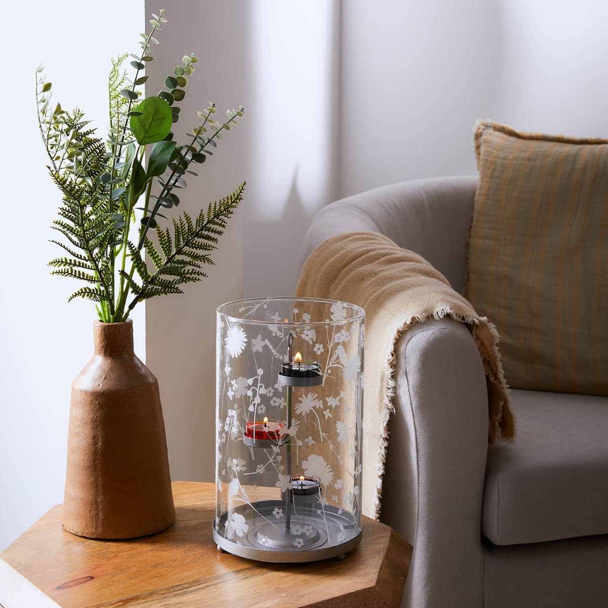 Cottage Garden Hurricane