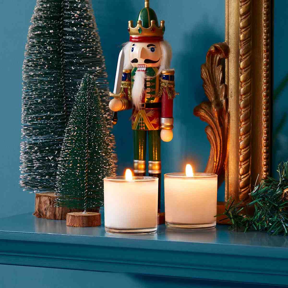 GloLite by PartyLite® Iced Snowberries™ Mini Jar Pair
