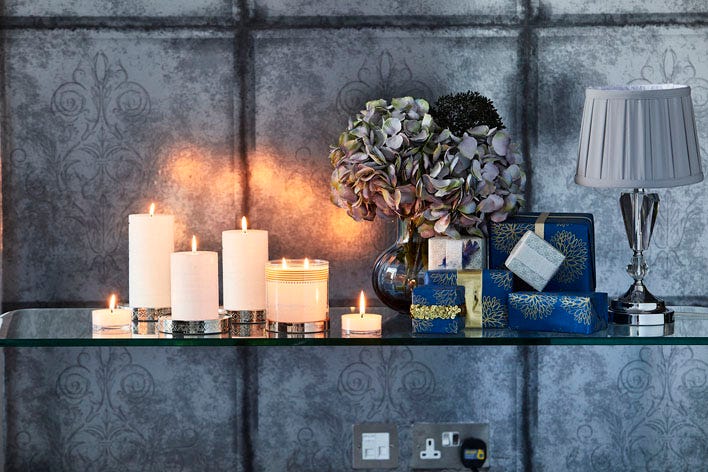 GloLite by PartyLite® Unscented White Pillar 7x15 cm