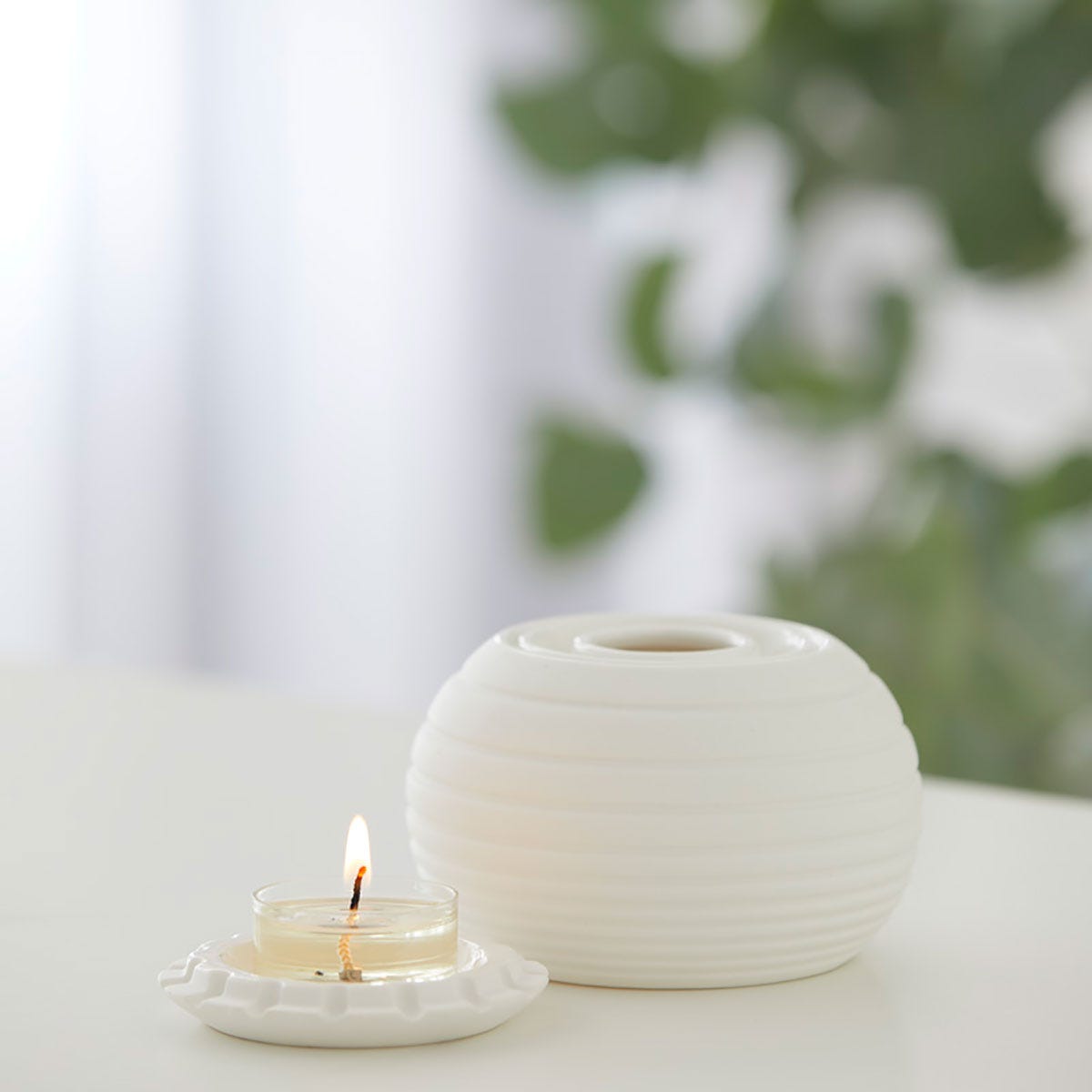 Illuminescents‚™ Clean Lines Fragrance Warmer