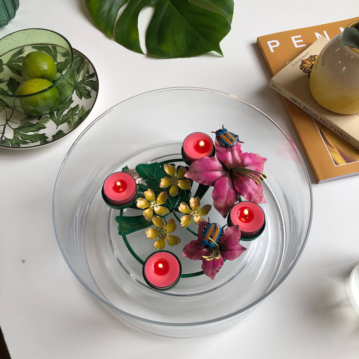 Lush Blooms Tealight Ring