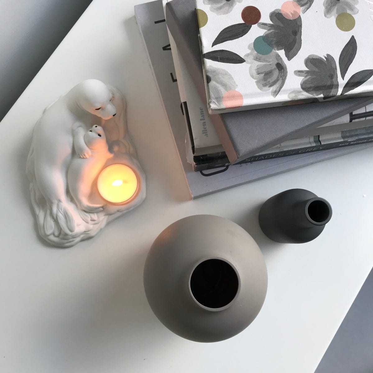 Nature's Wonders™ Arctic Love Tealight Holder