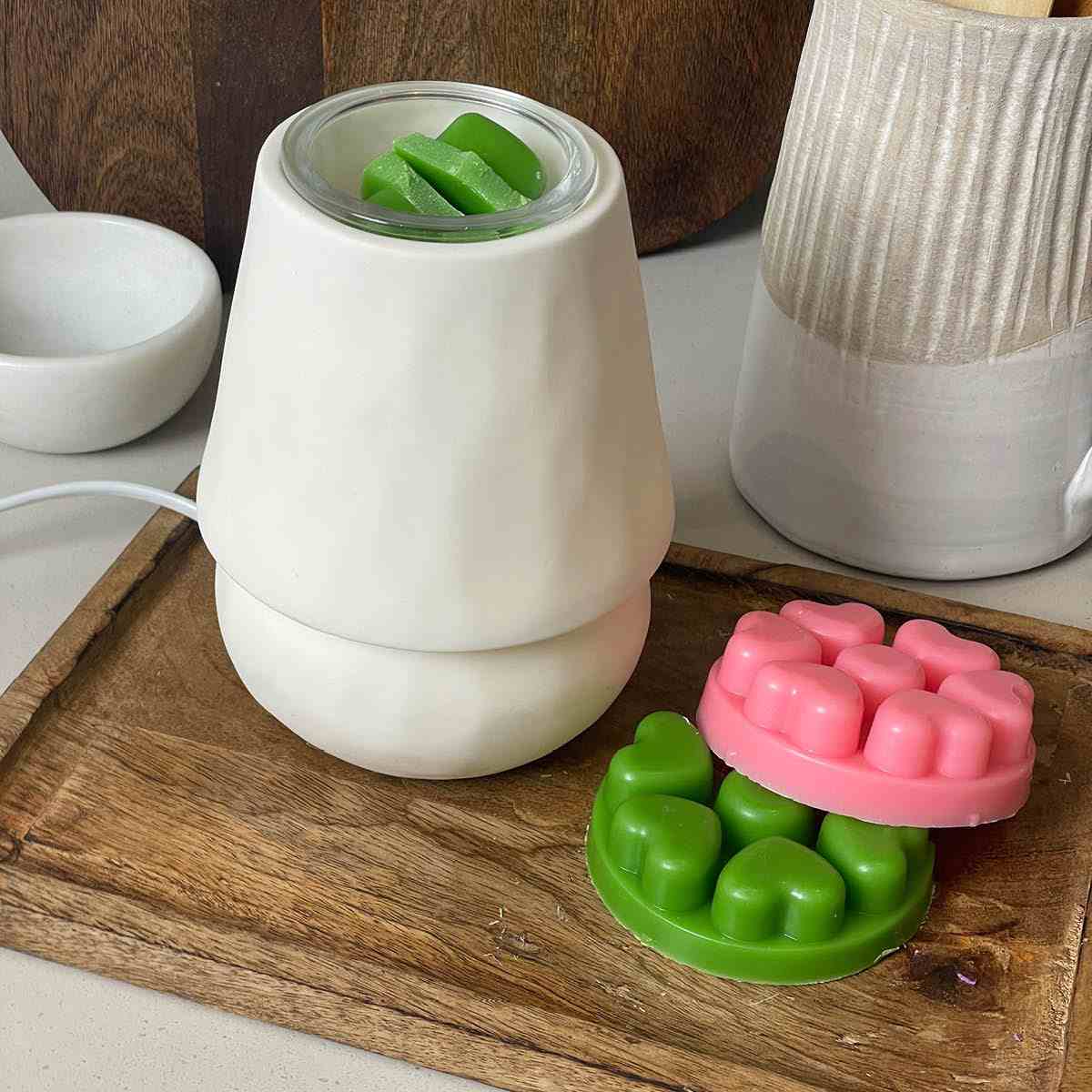 Pink Poppies & Plum Scent Plus® Heart Wax Melts