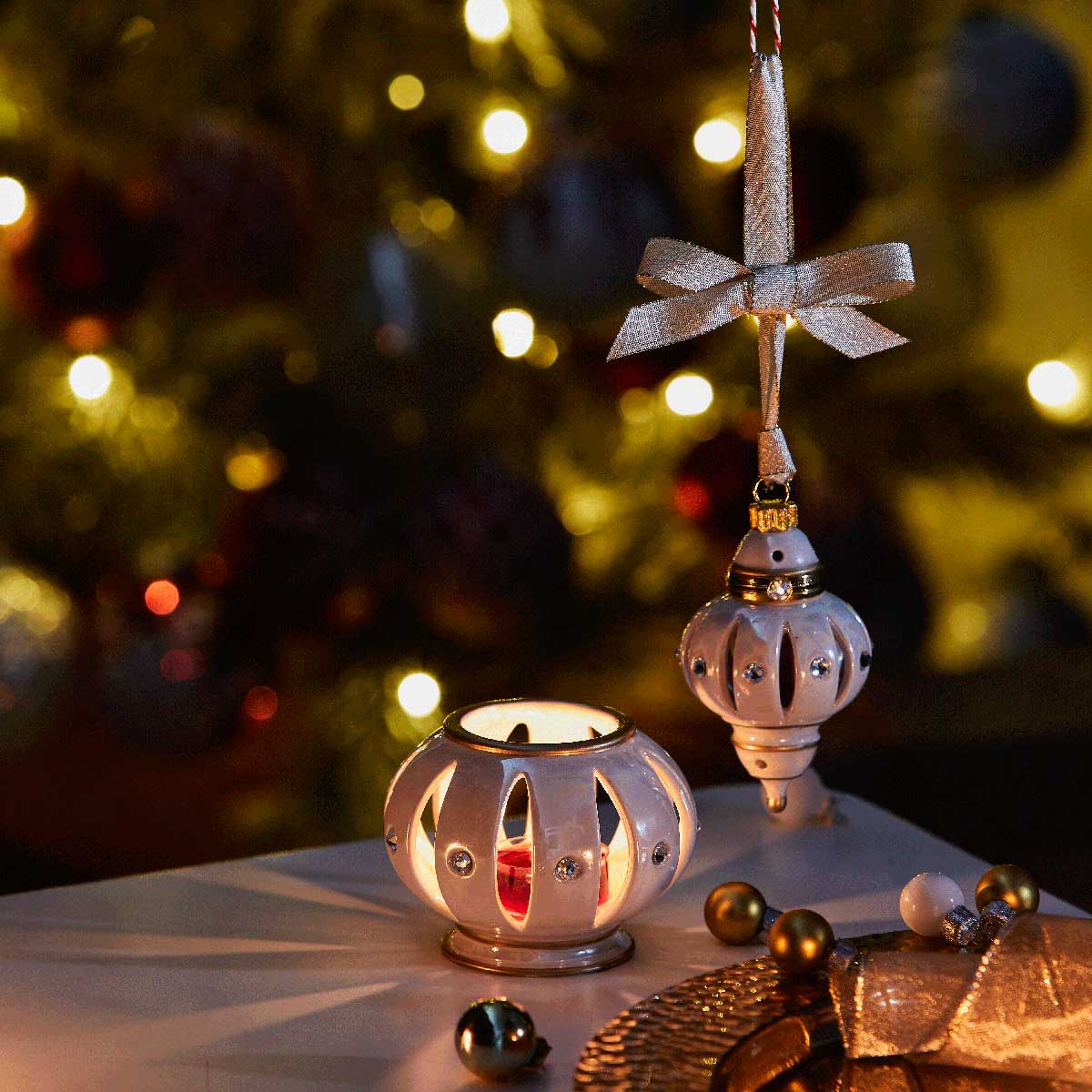 SmartScents by PartyLite™ Holder – Opulent Hanging Ornament